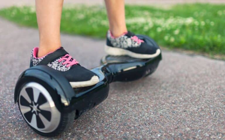 9 Best All Terrain Hoverboard for 10 Year Old